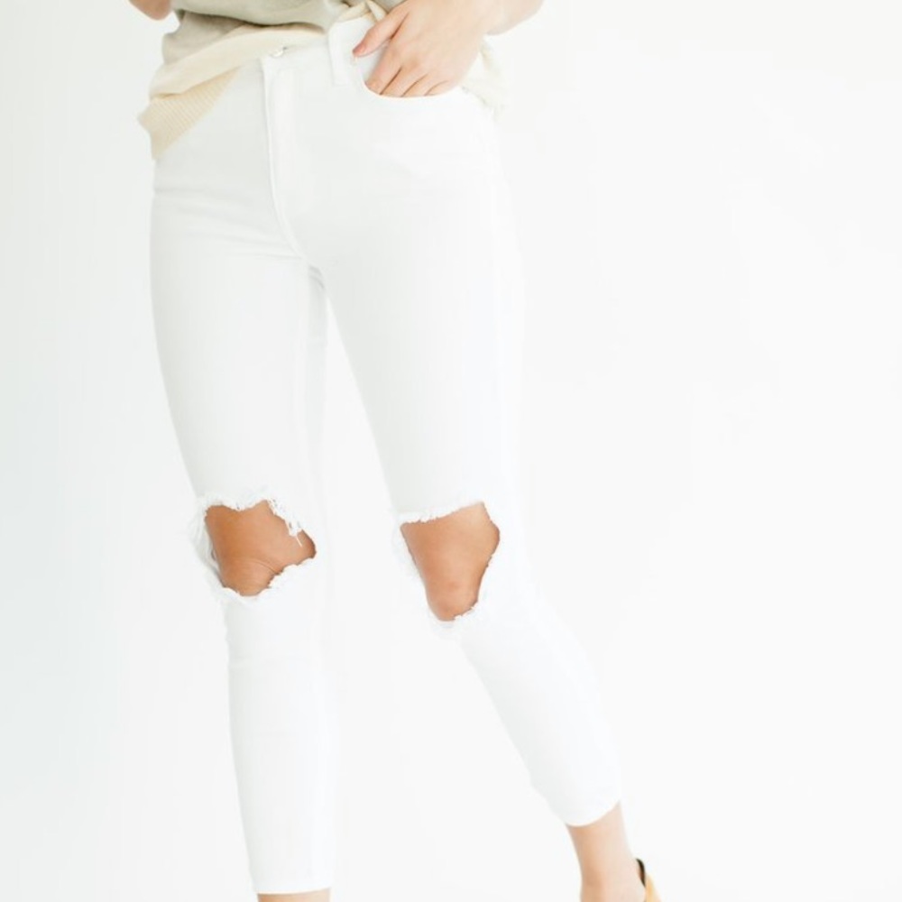 Free People High-Rise Busted White Skinny Jeans
